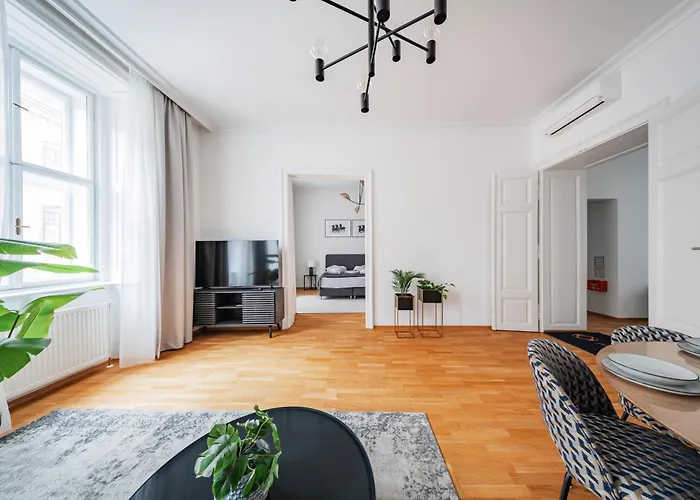 Franz By Home1 *