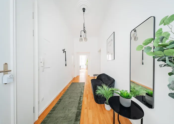 Franz By Home1 *