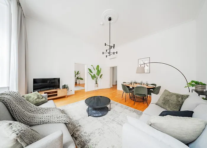 Franz By Home1 Appartement