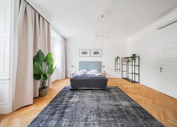 Franz By Home1 Appartement *